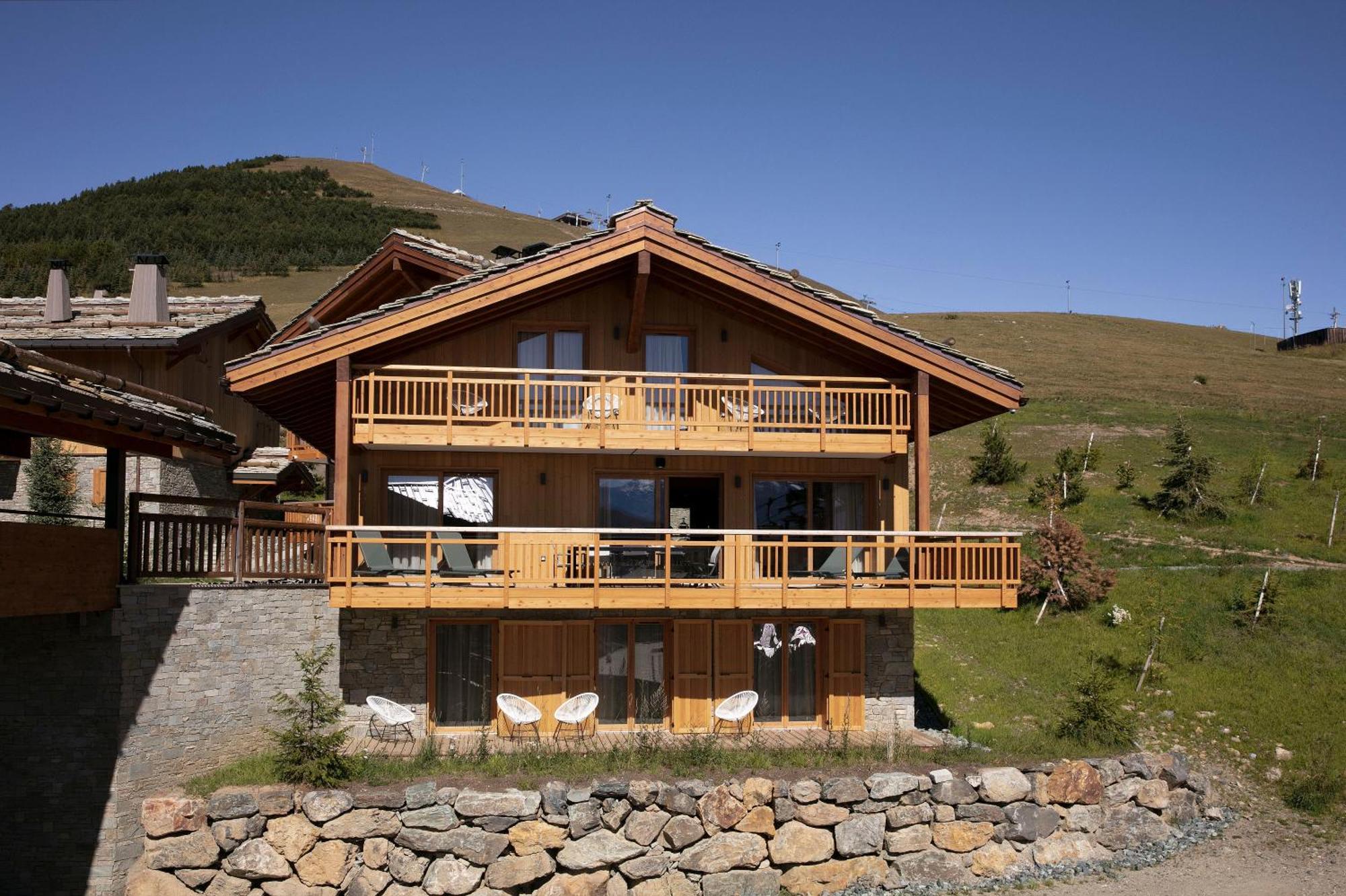 Hotel Grandes Rousses &